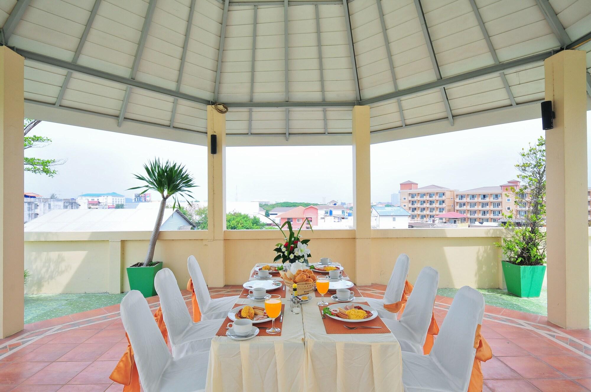 Gazebo Resort, Pattaya Exterior foto